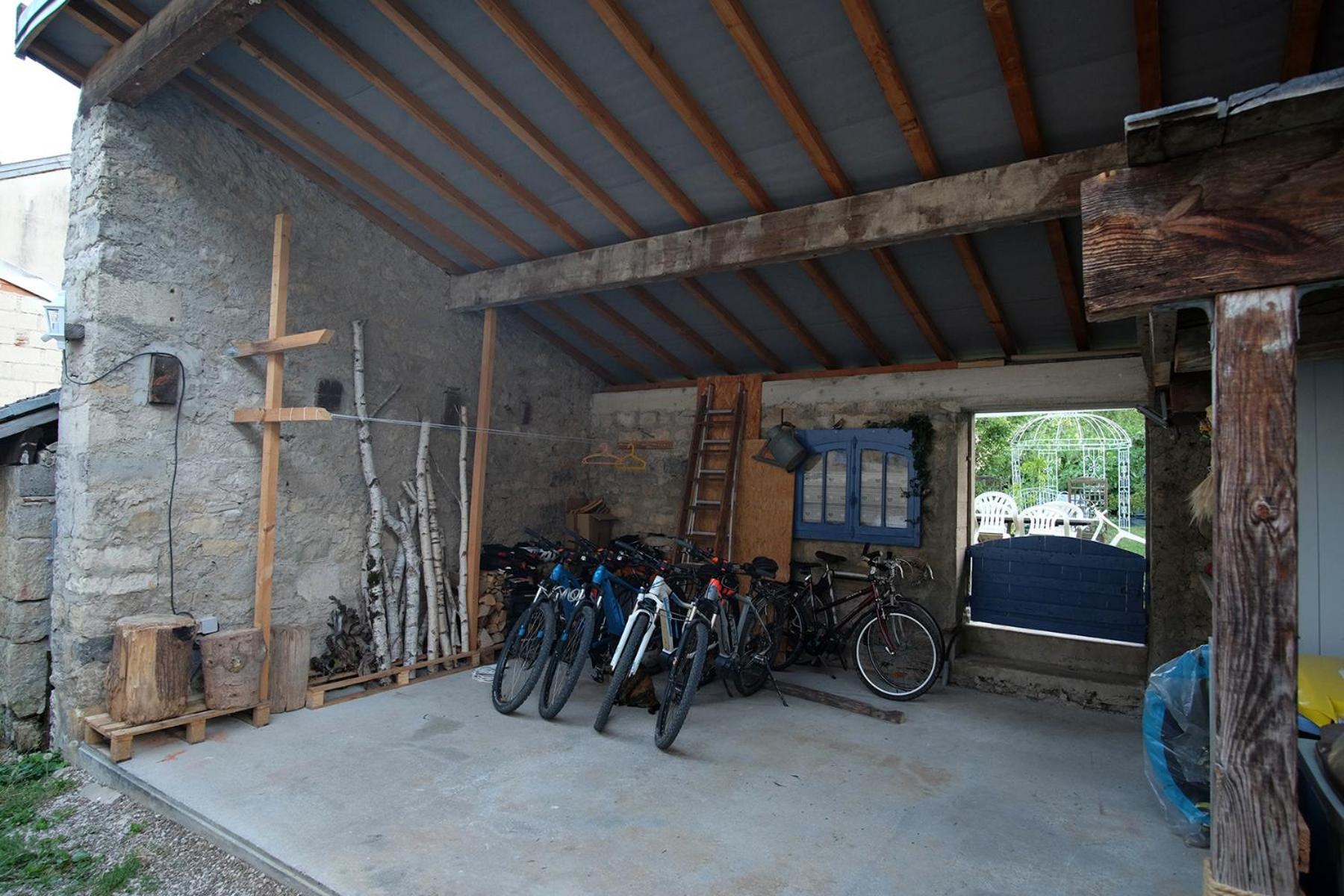 Gite Le Douglas, Vignoble Et Reculees Du Jura - Avec Sauna Lavigny 外观 照片